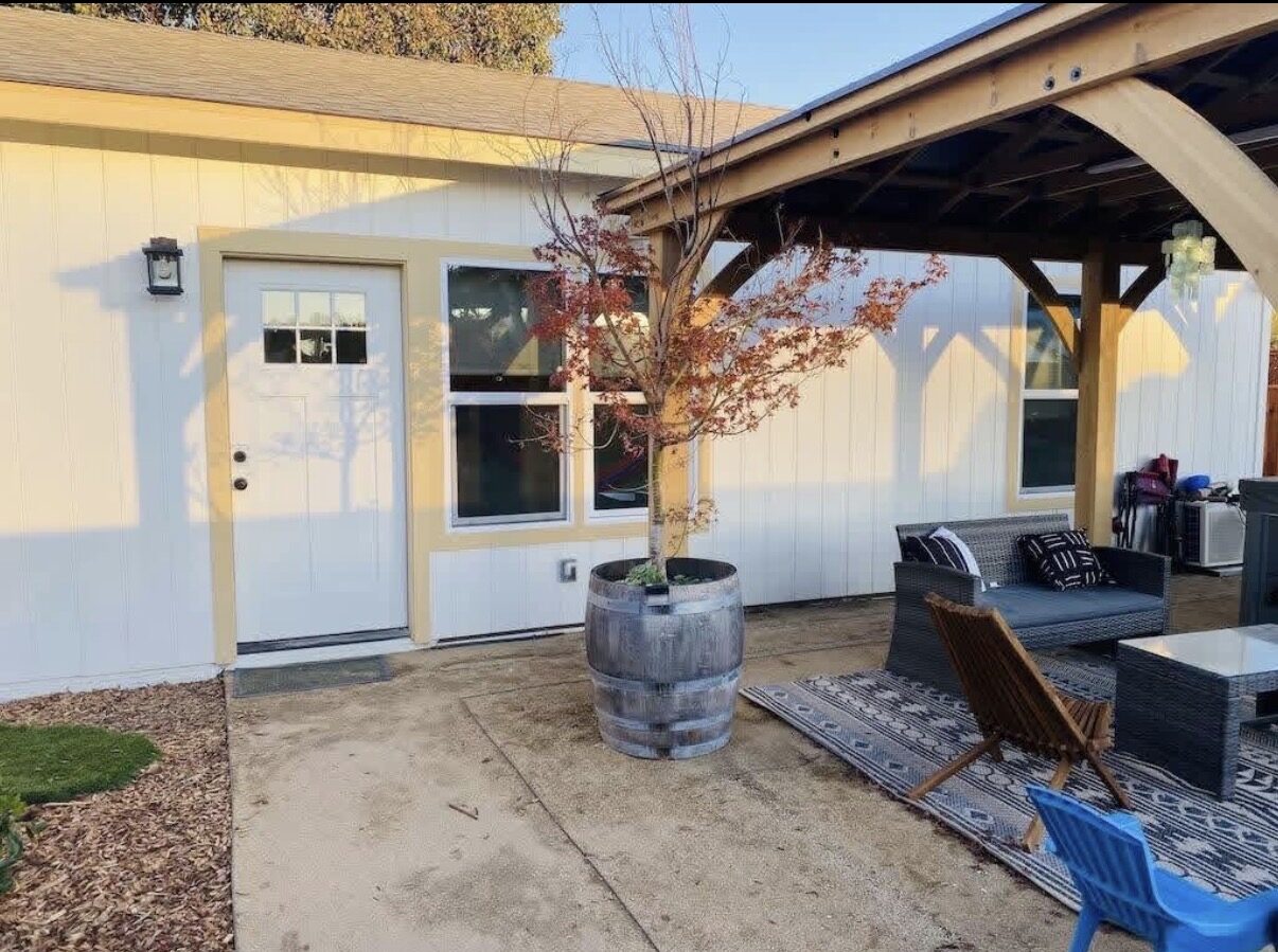 Patio and entrance