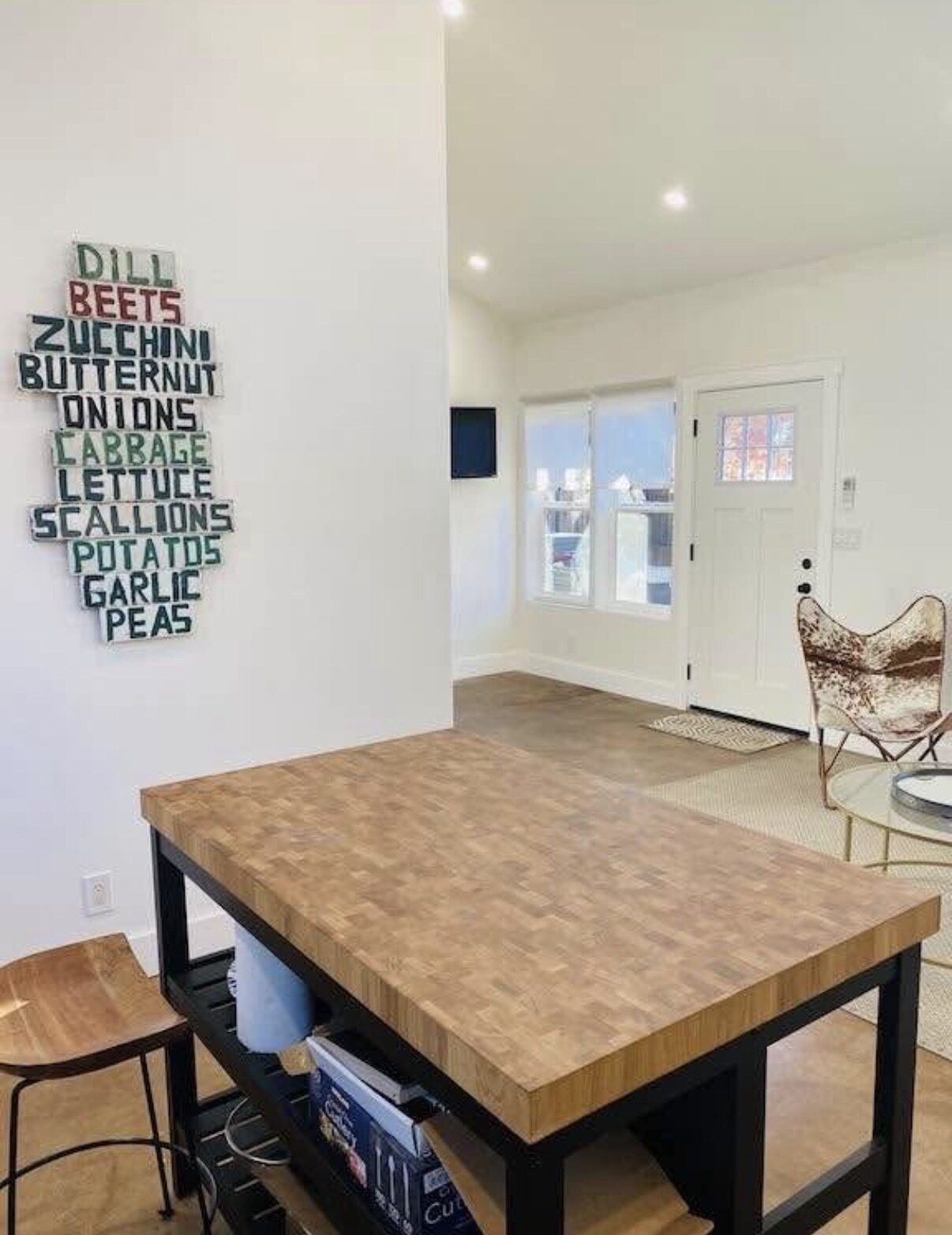 Studio C — dining area and entry